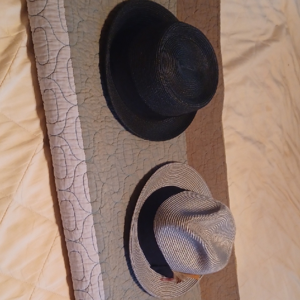 Set Of 4 Hats. Black Pork Pie, 2 Tone Brown, Grey & Felt Burgandy